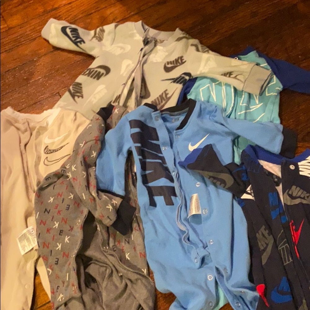 Nike sleepers worn once 🚫SOLD🚫